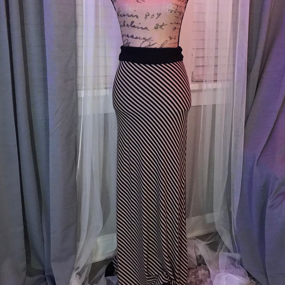 Long High waist maxi Skirt